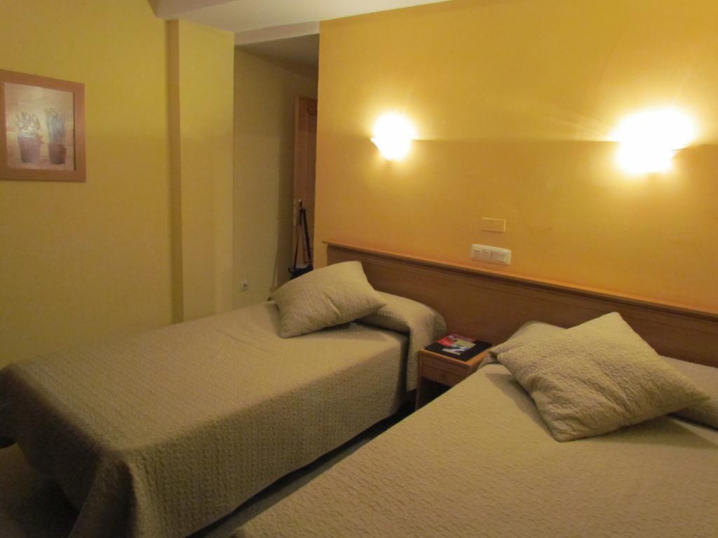 Hostal Las Rumbas Nuevalos Exterior photo