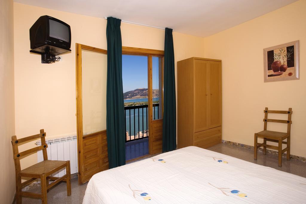 Hostal Las Rumbas Nuevalos Room photo