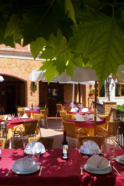 Hostal Las Rumbas Nuevalos Exterior photo