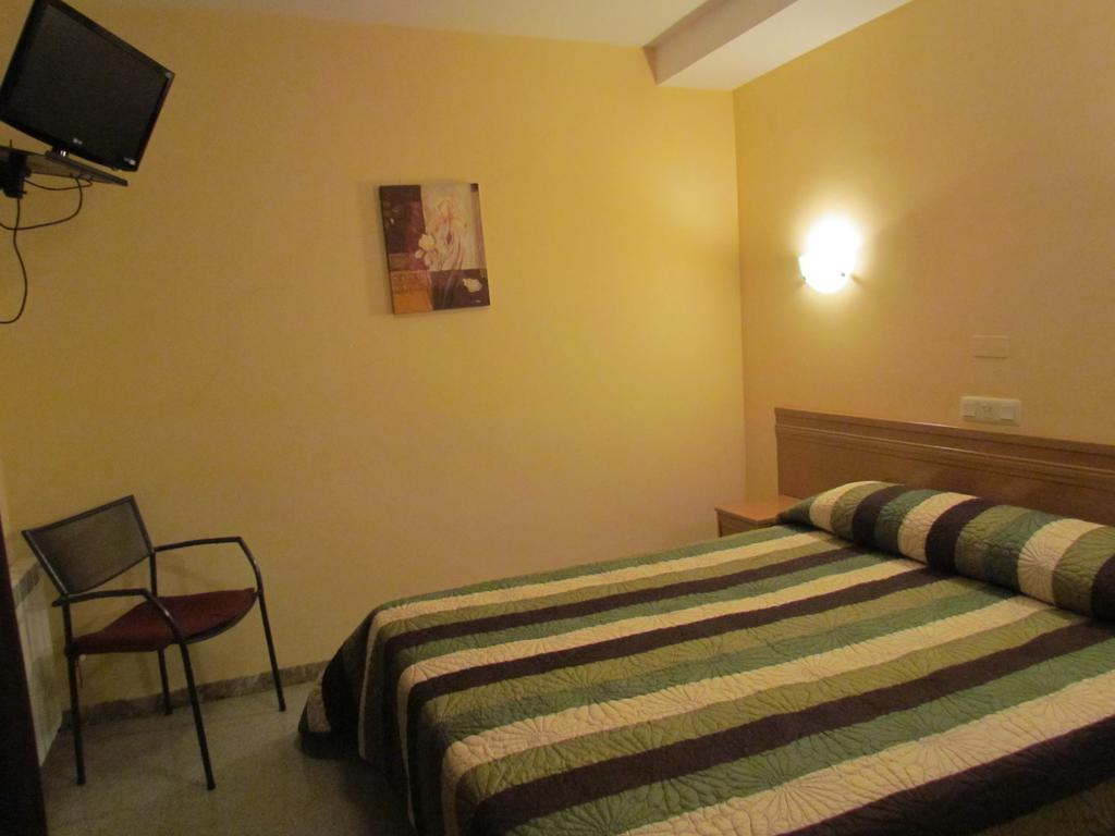 Hostal Las Rumbas Nuevalos Exterior photo