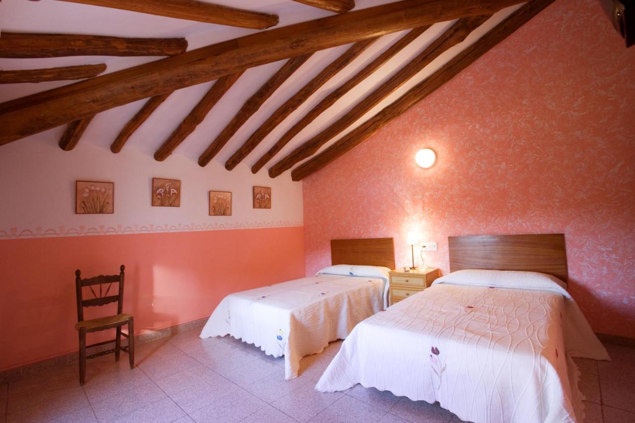 Hostal Las Rumbas Nuevalos Exterior photo